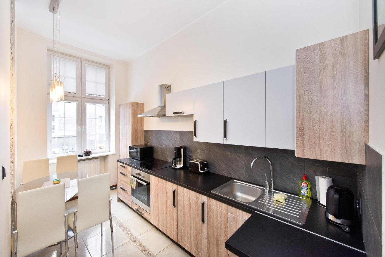 Gdanskie - Na Sw Ducha - Gdanskie Poddasza Z Jacuzzi I De Luxe Apartmán *